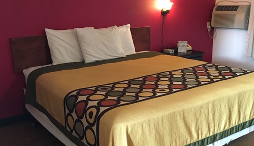 Standard Room, 1 King Bed