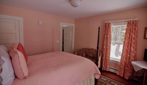 Inn Room 4