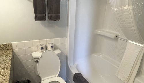 Luxury Suite, 2 Double Beds, Fireplace, Bath Jetted Tub