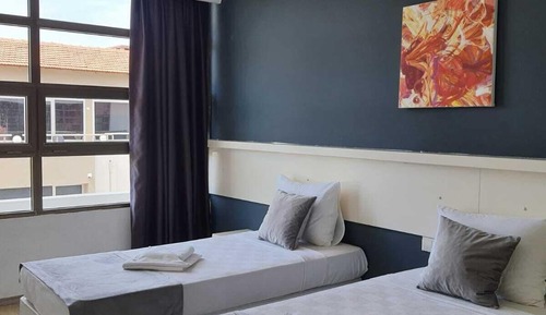 Economy Room