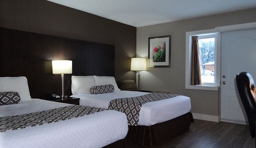 Standard Single Room, 2 Queen Beds