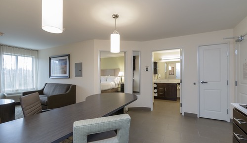 Suite, 1 Bedroom, Accessible (Comm, Access Tub)