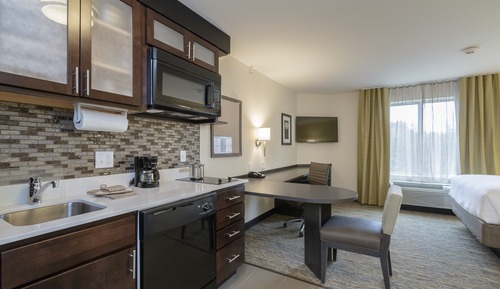 Studio Suite, 1 Queen Bed