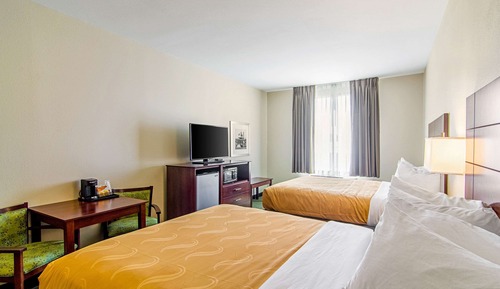 Standard Room, 2 Queen Beds, Non Smoking