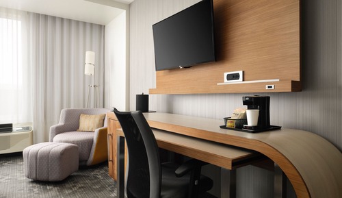 Room, 2 Queen Beds, Non Smoking (Mobility Accessible, Tub)