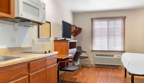 Standard Studio, Non Smoking, Refrigerator & Microwave