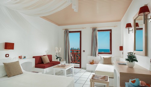 Double Bungalow Front Sea View