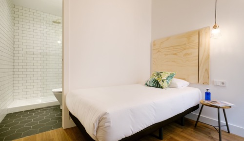 Economy Room