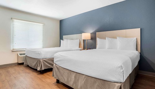 Standard Studio, 2 Queen Beds, Non Smoking, Refrigerator & Microwave