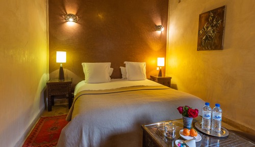 Luxury Double Room, Ensuite, Pool View (Tala)