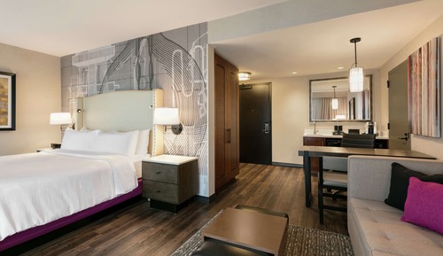 Studio Suite, 1 King Bed