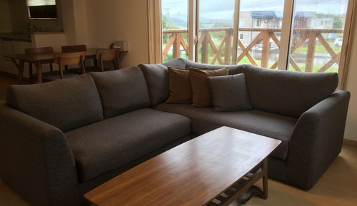 2 Bedroom Apartment, Non-Smoking, Mountain View
