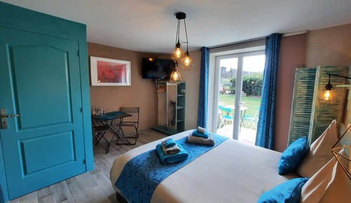 Standard Double Room, Private Bathroom, Courtyard View