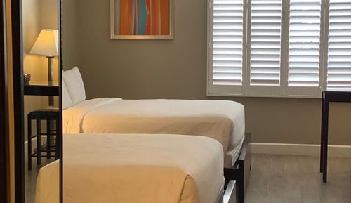 Deluxe Room, 2 Queen Beds, Non Smoking