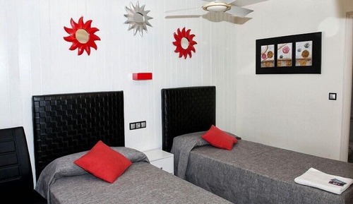 Triple Room