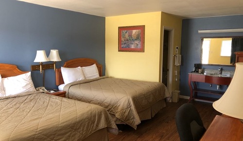 Basic Double Room, 2 Bedrooms