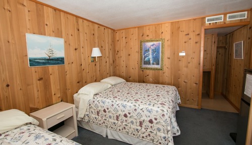 Standard Room, 2 Queen Beds, Non Smoking