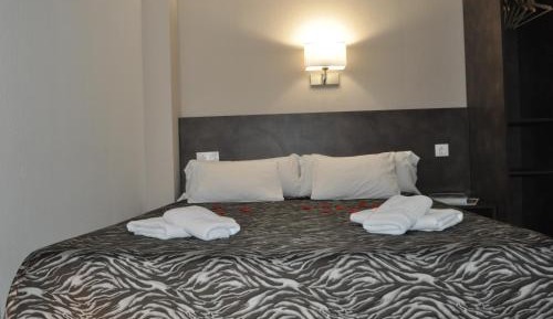 Superior Queen Room with Sofa