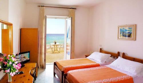 Double Room with Terrace - Sea View