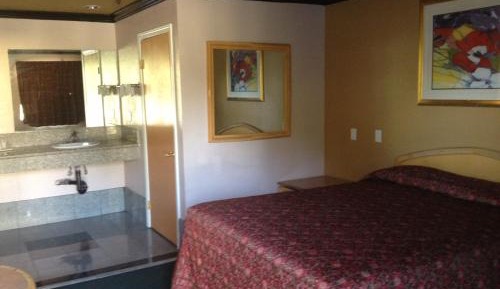 Queen Room