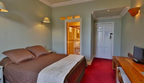 Queen Room
