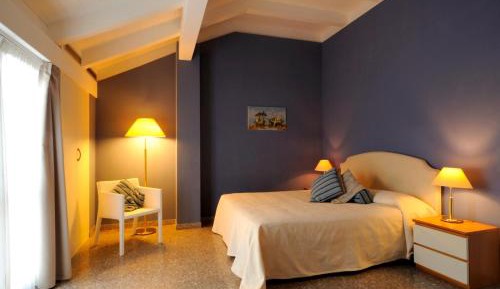 Two-Bedroom Penthouse Apartment with Sea View (6 adults)