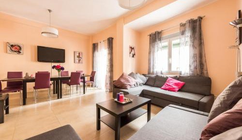 Deluxe Apartment