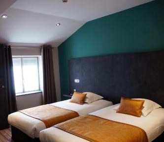Elegance Premium Twin Room