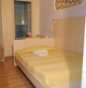Large Single Room
