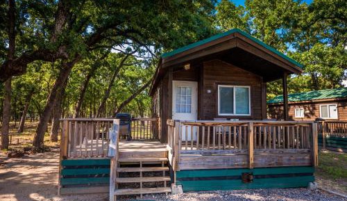 One-Bedroom Cabin