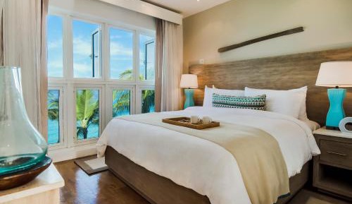 Ocean Front Split Room, Guest room 