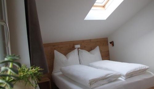 One-Bedroom Apartment with Balcony