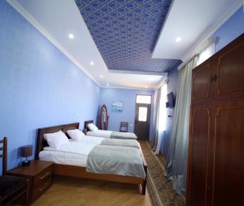 Triple Room with Balcony