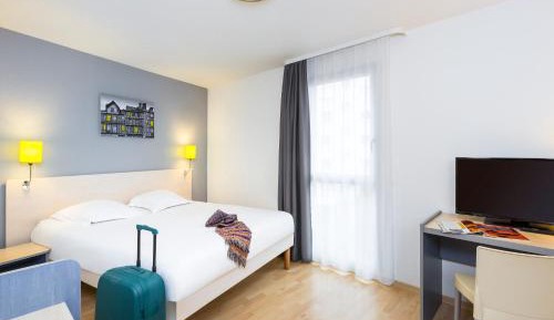 Studio (2 Adults)