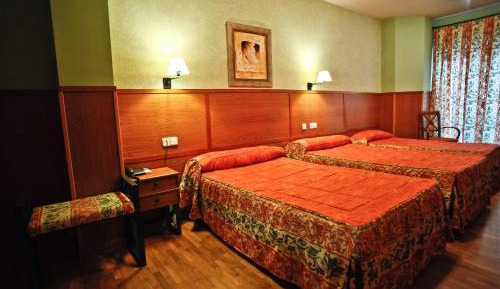 Classic Triple Room