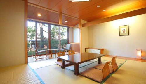 Japanese-Style Room