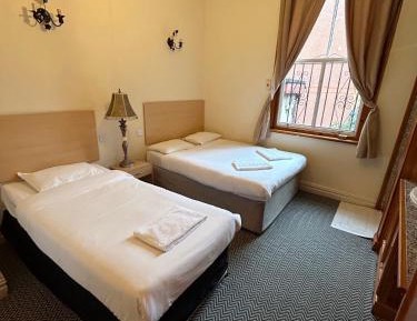 Economy Twin Room