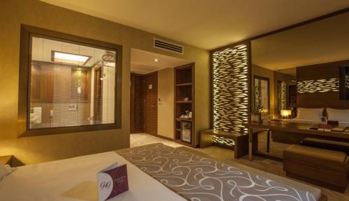 Deluxe Double Room with Bath