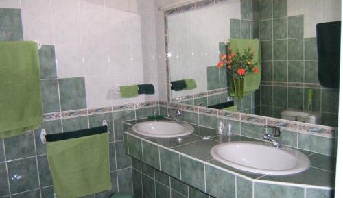 Room #184341704