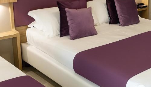 Economy Triple Room