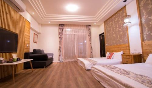 Deluxe Family Room with Balcony