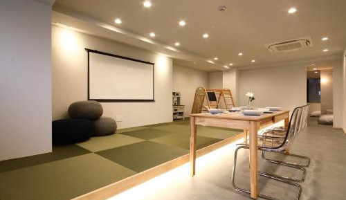 One-bedroom Loft Apartment 