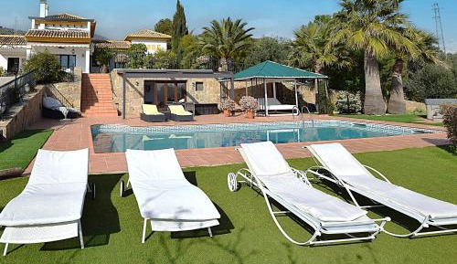 Deluxe Villa