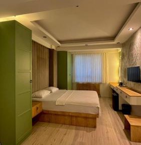 Comfort Triple Room with Shower