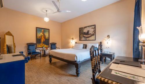 Queen Room