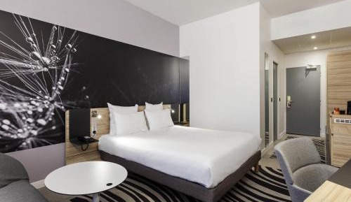 Executive Room