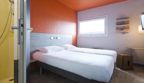 Classic Twin Room