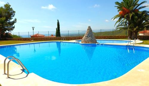 Two-Bedroom Apartment with Terrace and Sea View