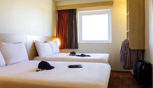 Standard Room with Two Double Beds