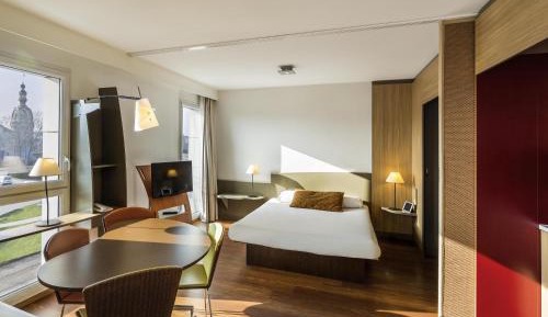 Studio With 1 Double Bed And 1 Sofa Bed